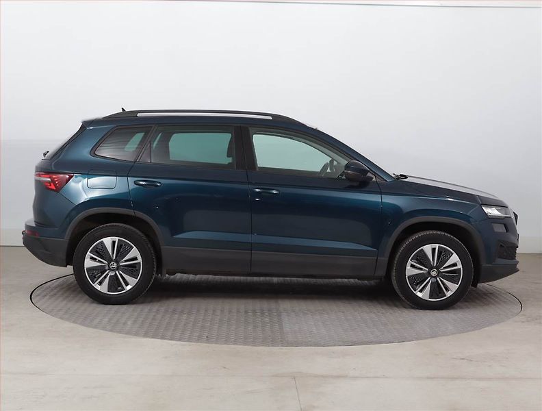 Škoda Karoq (2023) 1.5 TSI - fotka 6 z 23