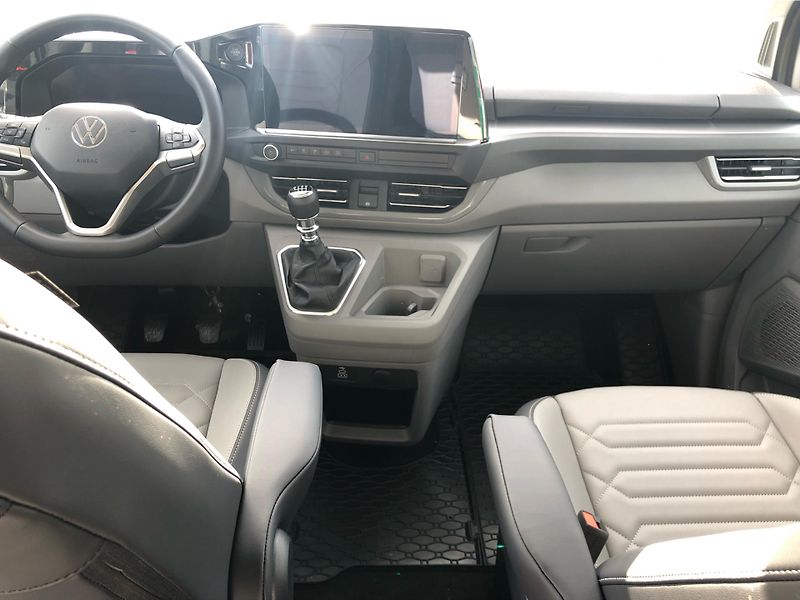Volkswagen Caravelle (2025) Style 2.0 TDI DR - fotka 23 z 28