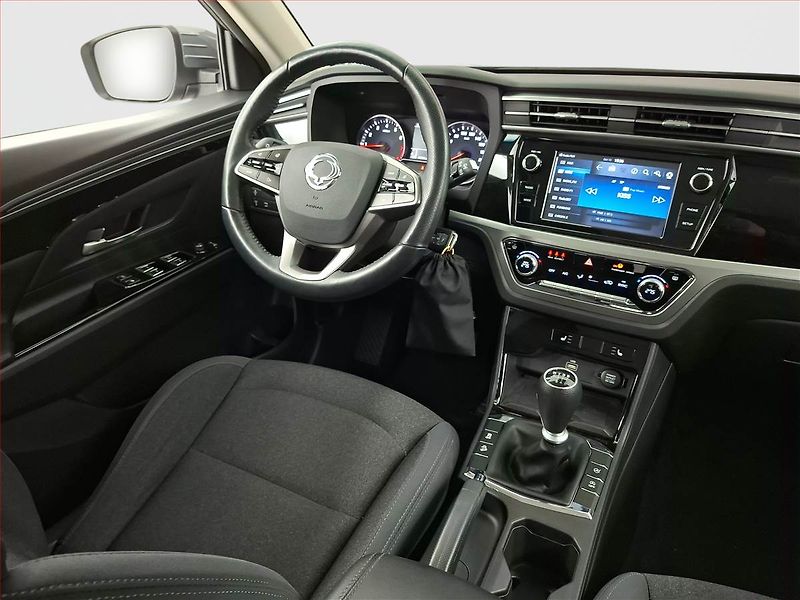 SsangYong Korando (2021) Crystal 1.5 T-GDI, Serv.kniha - fotka 7 z 21