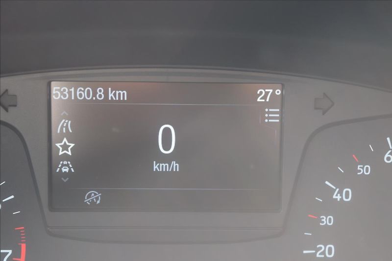 Ford Fiesta 1,0 i 73KW AUTOMAT NÍZKÉ KM - fotka 36 z 45