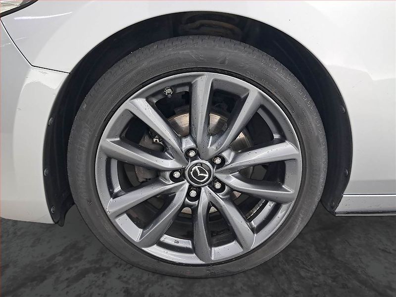 Mazda 3 (2019) 2.0 Skyactiv-G, Kůže, Navi - fotka 14 z 17