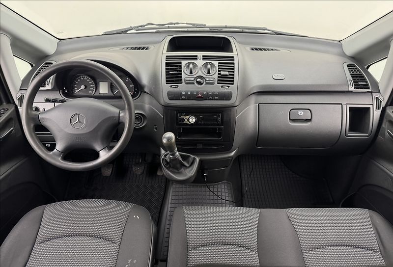 Mercedes-Benz Vito 2,1 CDI AC TAŽNÉ VELKÝ SERVIS - fotka 7 z 30