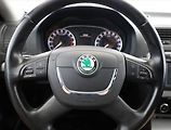 Škoda Octavia (2010) 1.6 TDI, Xenony, Tempomat - náhled 8
