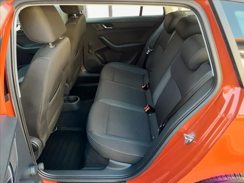 Škoda Rapid 1,2 TSI 66kW - fotka 21 z 51