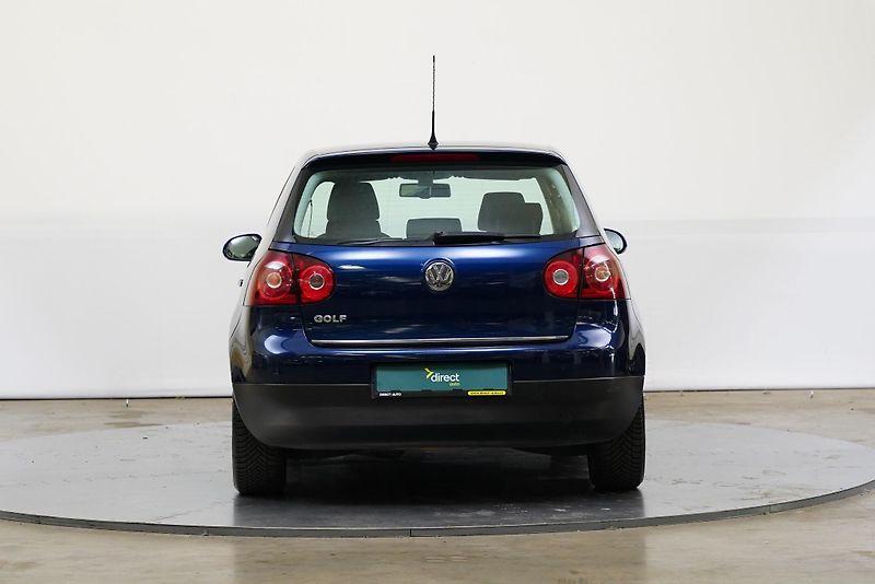 Volkswagen Golf - fotka 6 z 21