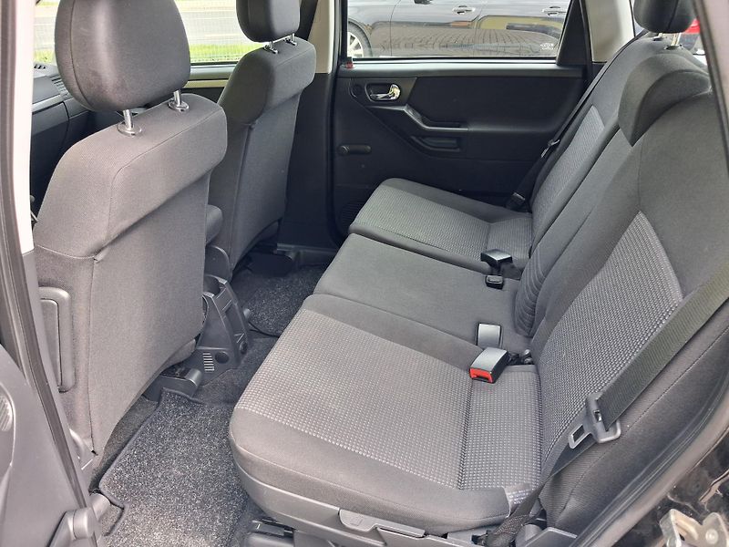 Opel Meriva (2009) 1,6i AUTOMAT  VYHŘ.SEDAČKY - fotka 13 z 33