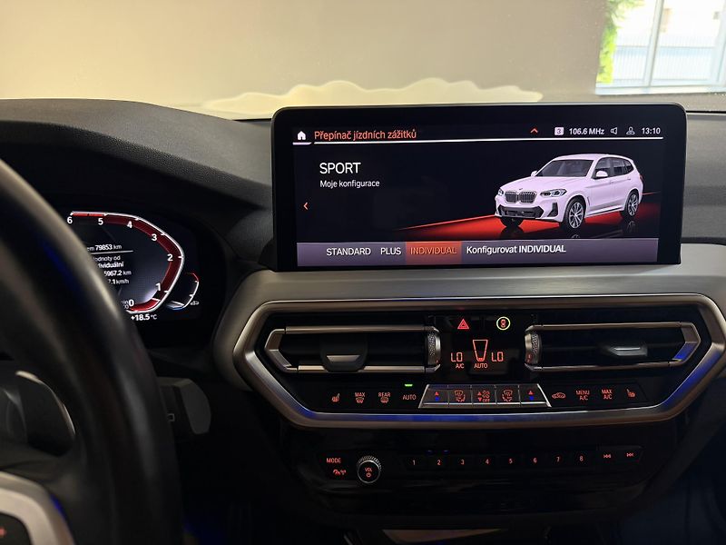 BMW X3 xDrive 30d M-Sport Laser TOP - fotka 28 z 43