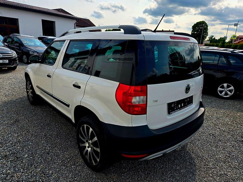 Škoda Yeti (2012) 1.4 TSI Serviska - fotka 6 z 26