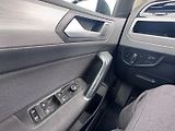 Volkswagen Touran (2016) 7X 2,0 TDI 110 KW 2 MAJ TAŽNÉ - náhled 26