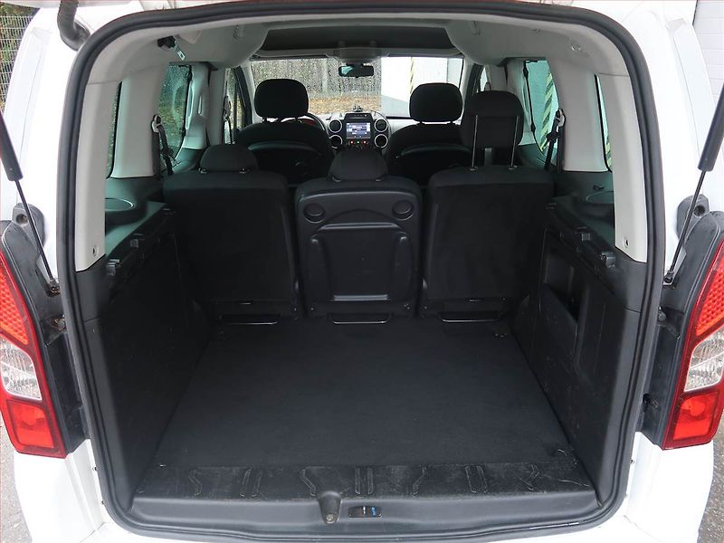 Peugeot Partner (2018) Allure 1.6 BlueHDi, 5Míst, ČR - fotka 13 z 18