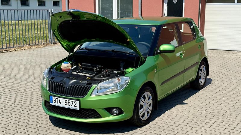 Škoda Fabia 1.4*16V*63kW*FRESH*SPORT*ČR* - fotka 14 z 21
