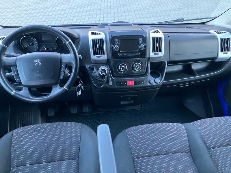 Peugeot Boxer (2022) 2.2 BHDI 3500 L3 7MÍST 50TKM - fotka 17 z 32