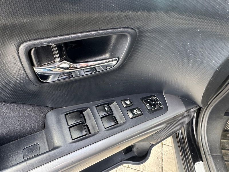 Mitsubishi Outlander (2008) 2.2 - fotka 18 z 30