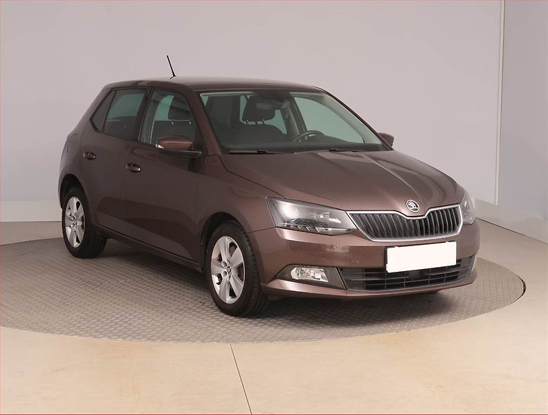 Škoda Fabia (2015) Style 1.2 TSI, Tempomat - fotografie inzerátu