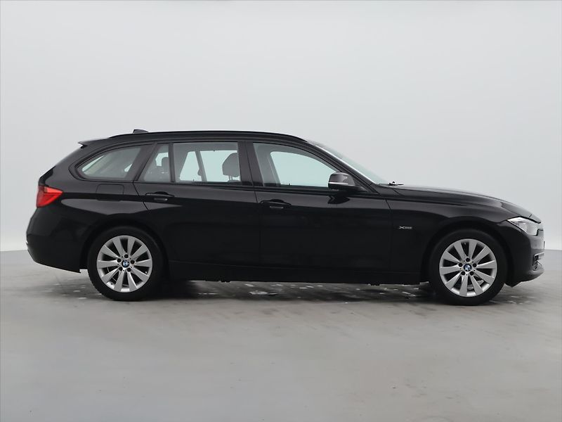 BMW Řada 3 2,0 318d xDrive Xenon Navi Kůž - fotka 8 z 36