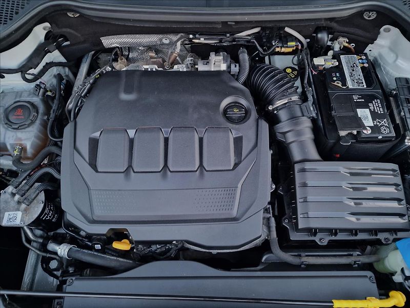 Škoda Karoq 2.0 TDI Style DSG,ČR,1.Maj - fotka 44 z 50