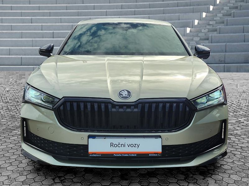 Škoda Superb Sportline 2.0 TDI 110kw DSG - fotka 4 z 30
