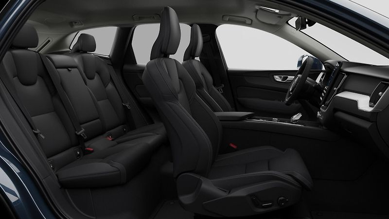 Volvo XC60 (2026) B5 AWD AUT BRIGHT PLUS  - fotka 4 z 11