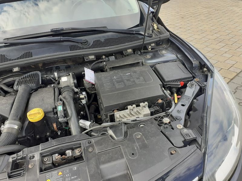 Renault Mégane (2015) KOMBI 1.5 Dci ČR - fotka 25 z 33