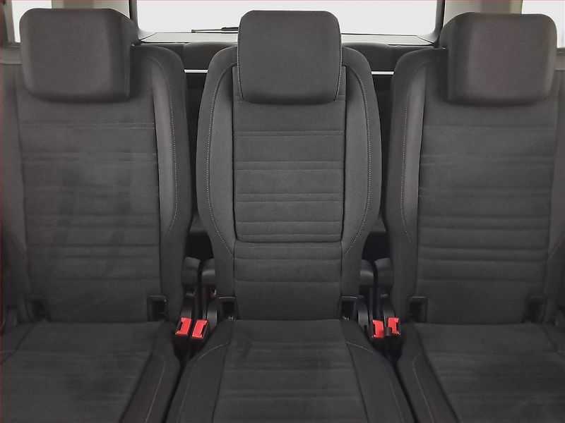 Volkswagen Touran (2019) Highline 1.6 TDI, 7 míst, Navi - fotka 10 z 21