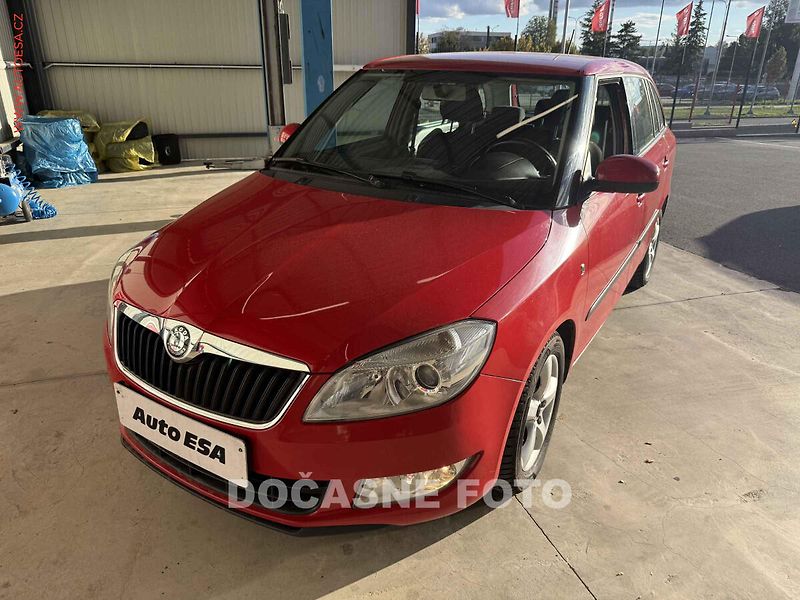 Škoda Fabia (2011) 1.2TSi, 2.maj,ČR - fotka 1 z 3