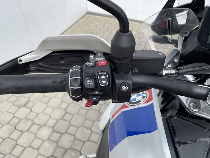 BMW (2026) R 1300 GS - fotka 14 z 15