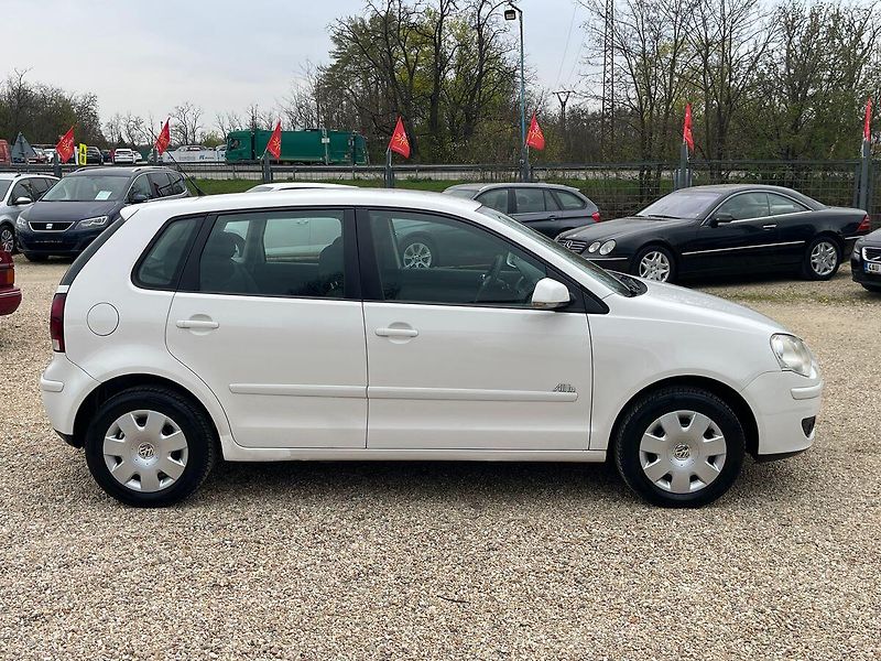 Volkswagen Polo 1.2i 44kW*KLIMA* - fotka 6 z 27