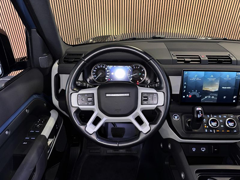 Land Rover Defender 110 P400 Meridian Matrix 360  - fotka 17 z 26