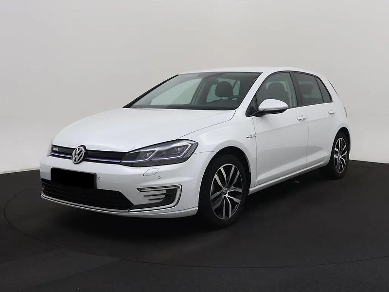 Volkswagen e-Golf 100kW ACC Tepelko Virtual 1Maj - fotka 1 z 11