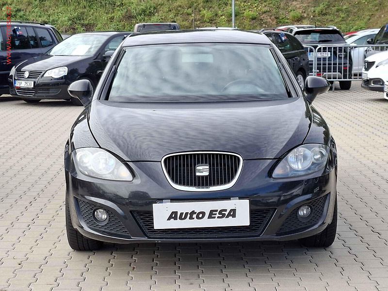 Seat Leon (2009) 1.6 MPi, 1.maj,ČR, servis - fotka 2 z 15