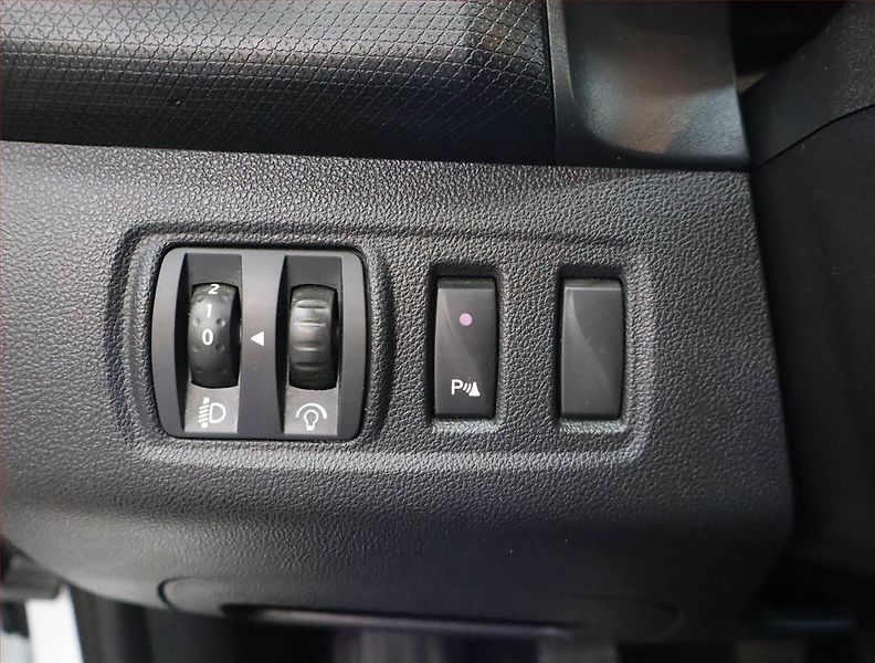 Renault Clio (2018) 1.2 16V - fotka 19 z 20