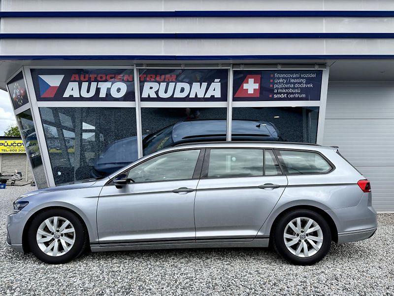 Volkswagen Passat 2,0TDI R-Line Design Navi - fotka 14 z 43