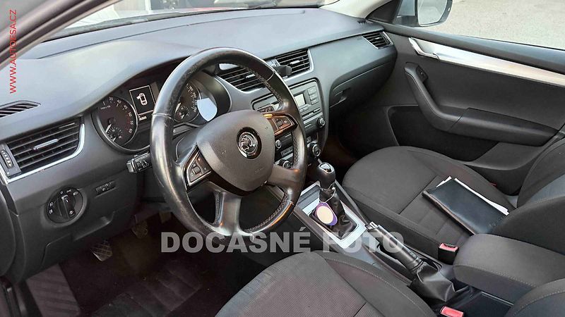 Škoda Octavia (2013) 1.6TDi, ČR - fotka 3 z 3