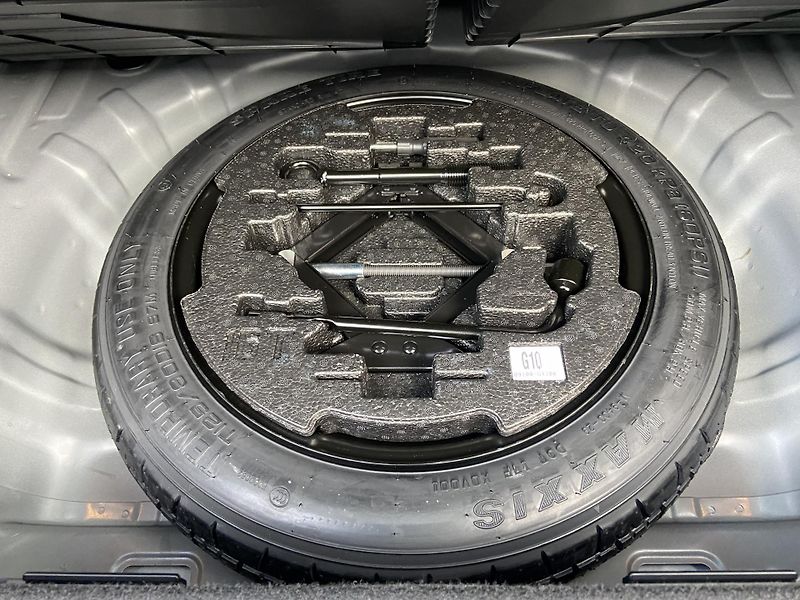 Kia Ceed SW (2025) TOP Tech+Bus 