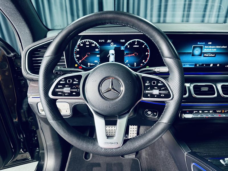 Mercedes-Benz GLE (2021) 400d*AMG*COUPE* - fotka 22 z 38