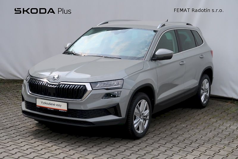 Škoda Karoq (2025) Selection 1,5 TSi/110 kW M - fotka 25 z 34