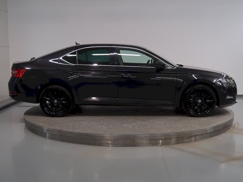 Škoda Superb (2022) STYLE 2.0TDI 147KW 4x4 DSG WEB - fotka 8 z 41