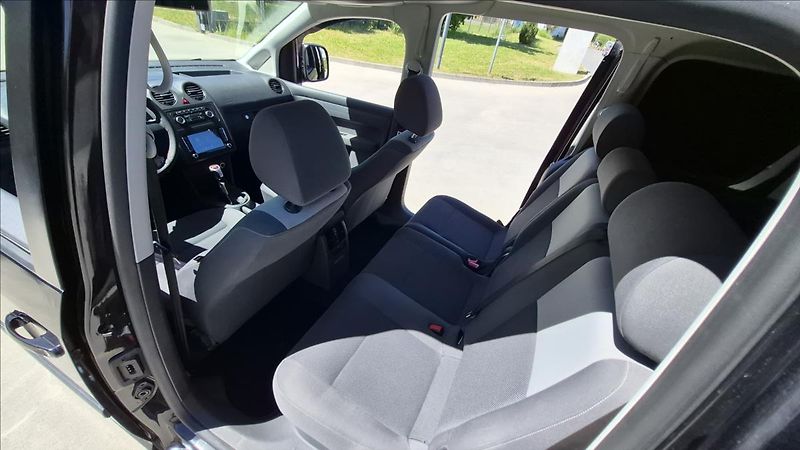 Volkswagen Caddy 1,6 TDi 75 Kw MAXI Style - fotka 11 z 21