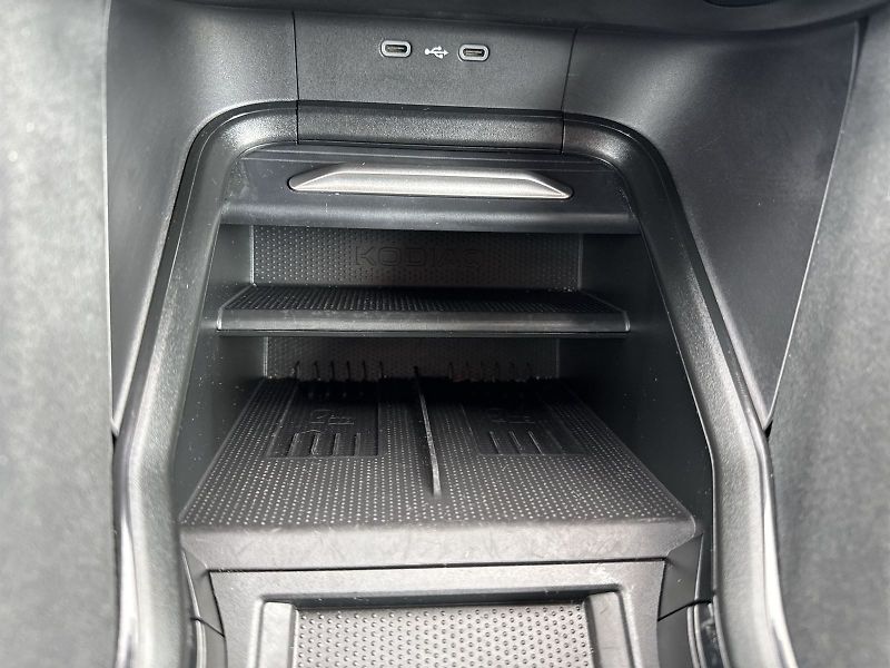 Škoda Kodiaq (2025) 2.0 TDI 4x4 DSG Sportline - fotka 23 z 33