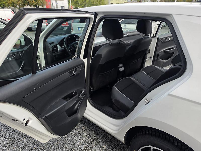 Škoda Fabia 1.4 TDI Parkovací senzory  - fotka 5 z 17