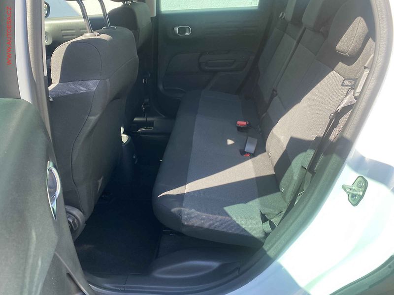 Citroën C3 Aircross (2018) 1.2PT, Shine, AT, navi, TZ - fotka 9 z 17