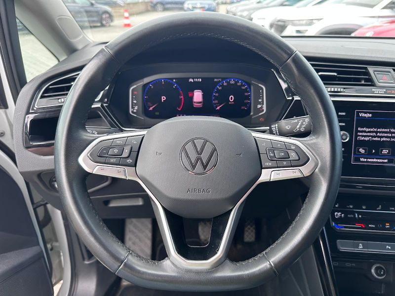 Volkswagen Touran 2.0 TDI 110 kW Highline - fotka 11 z 17