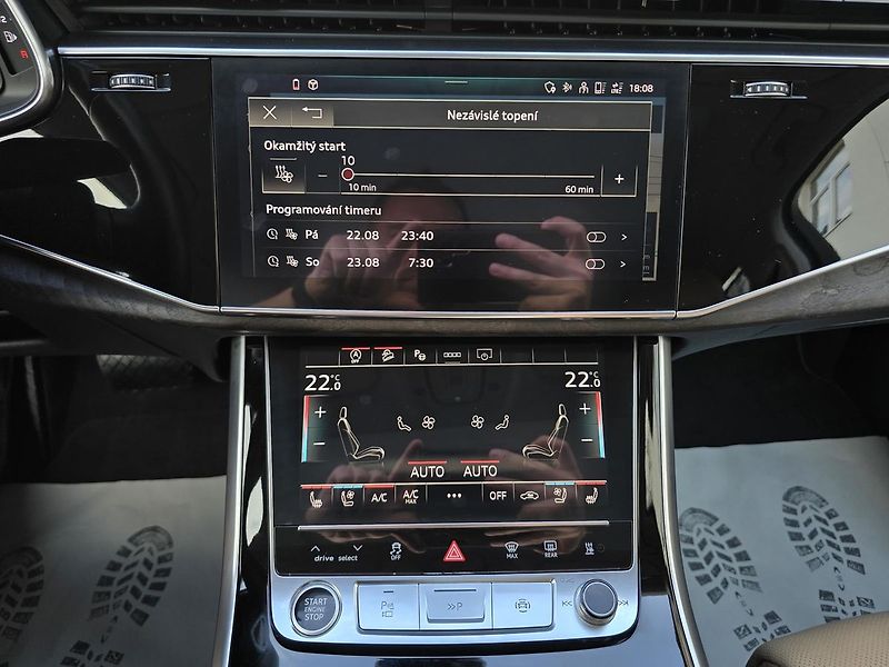 Audi Q7 MATRIX KŮŽE WEBASTO B&O - fotka 27 z 61