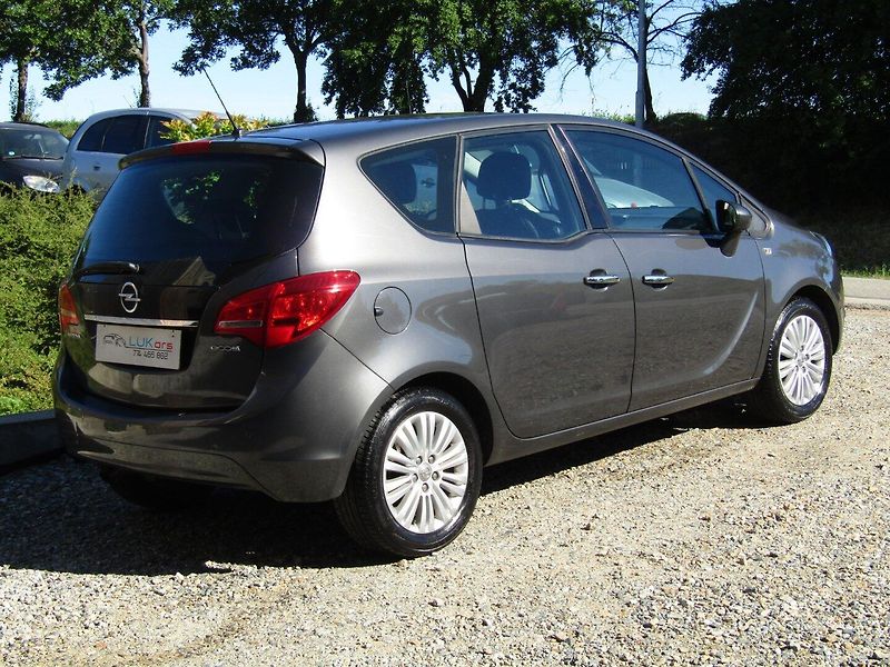 Opel Meriva (2011) 1.4 T 88kW - fotka 5 z 45