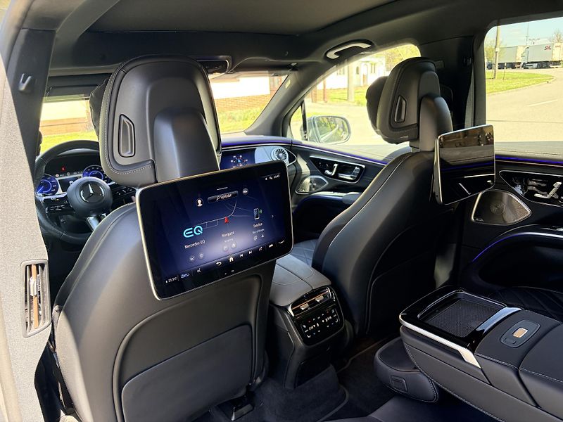 Mercedes-Benz EQS 450 AMG  - fotka 54 z 64