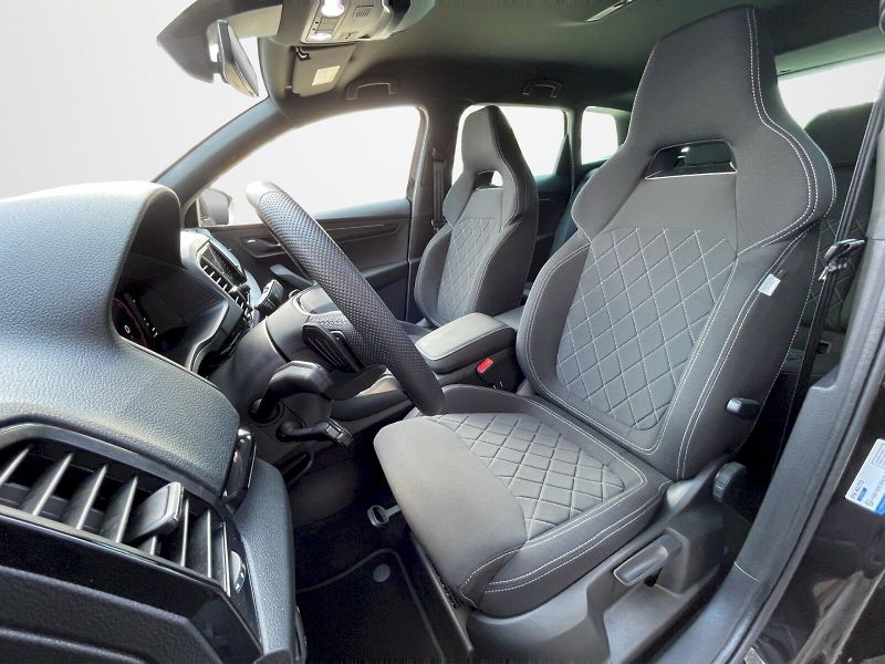 Škoda Karoq (2025) 1.5 TSI 110 kW DSG SportLine - fotka 25 z 35