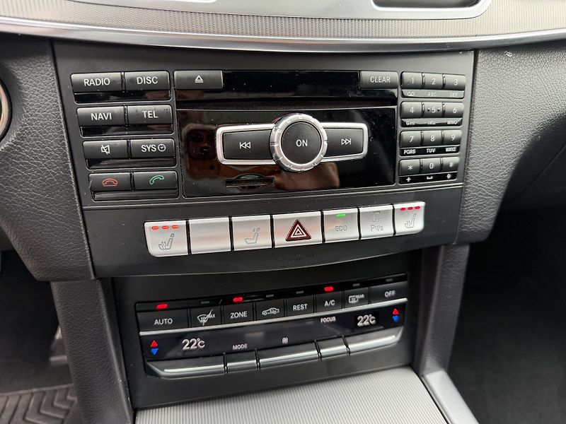 Mercedes-Benz Třídy E (2014) E 350CDI 4MATIC AMG  - fotka 18 z 25