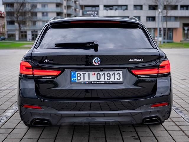 BMW Řada 5 540i xDrive M-Paket - fotka 5 z 12