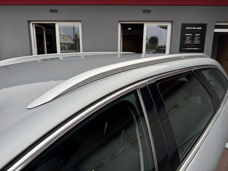 Ford Mondeo (2013) 1.6i EcoBoost Titanium Xenony - fotka 45 z 50