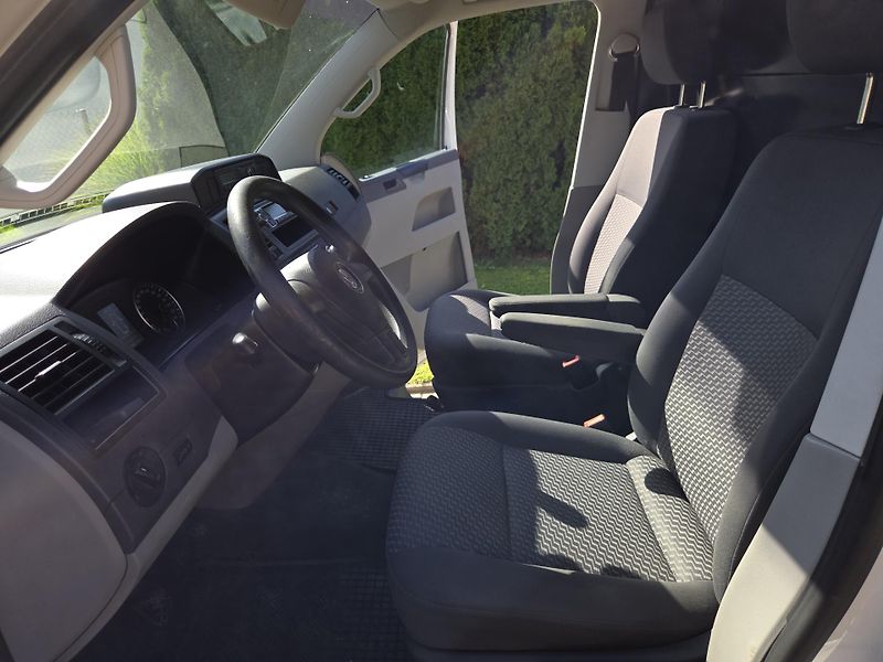 Volkswagen Transporter (2014) - fotka 12 z 20
